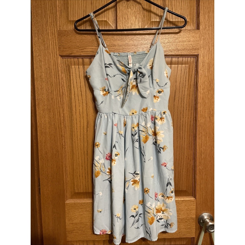 Xhilaration Dress‎ Blue Sundress Flowers Tie Front Size S light Blue